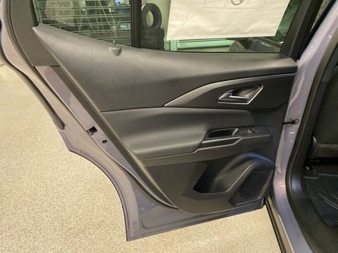 New 2026 Chevrolet Equinox EV LT image 26