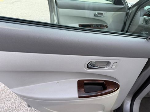 Used 2008 Buick LaCrosse CX image 12