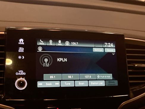 Used 2021 Honda Passport EX-L image 16