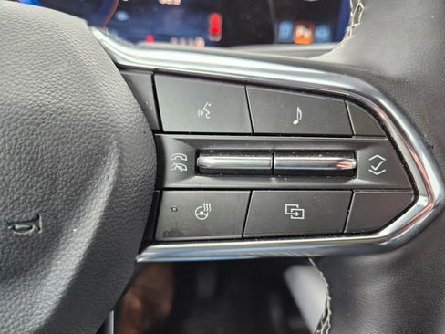 Used 2025 Chevrolet Equinox EV LT image 17