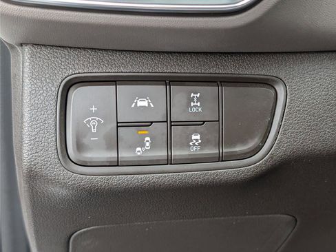 Used 2020 Hyundai Santa Fe SEL image 20