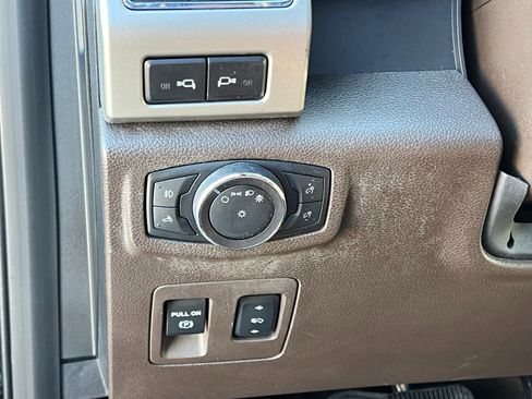 Used 2018 Ford F150 King Ranch w/ Equipment Group 601A Luxury image 26