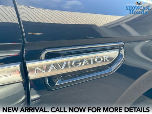 Used 2021 Lincoln Navigator L Reserve w/ Luxury Package image 10