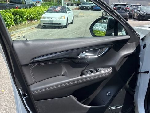 Used 2023 Buick Envision Essence w/ Technology Package I AWD/4WD image 12