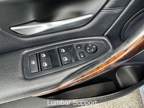 Used 2014 BMW 328i xDrive Sedan AWD/4WD image 11