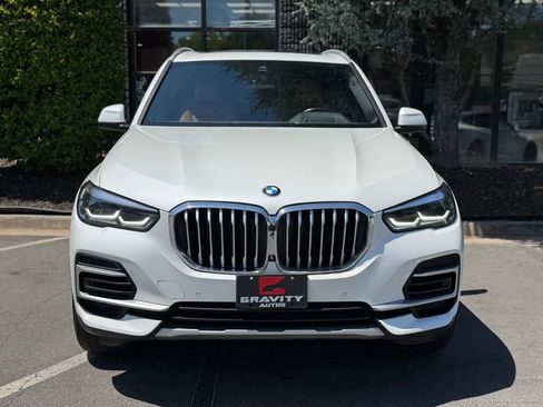 Used 2023 BMW X5 xDrive40i AWD/4WD image 3