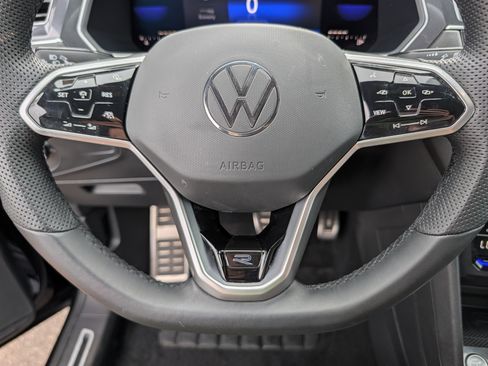 Used 2022 Volkswagen Tiguan SE R-Line AWD/4WD image 25