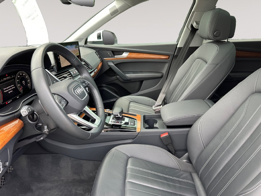 Certified 2023 Audi Q5 2.0T Premium Plus w/ Premium Plus Package AWD/4WD image 9