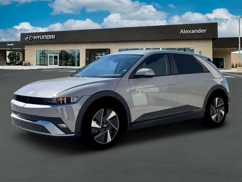 New 2026 Hyundai Ioniq 5 SEL image 2