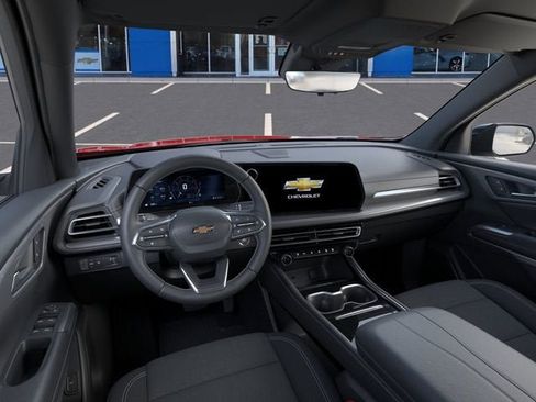New 2026 Chevrolet Traverse LT w/ Driver Confidence Package FWD image 15