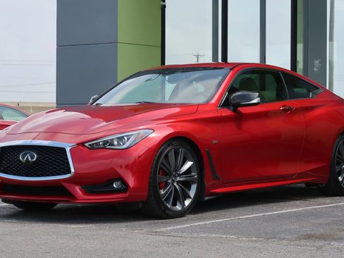 Used 2019 INFINITI Q60 Red Sport 400 w/ Cargo Package image 3