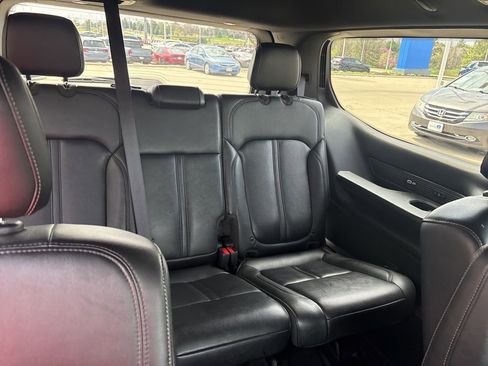 Used 2023 Jeep Wagoneer Series III w/ Preferred Equipment Group image 38