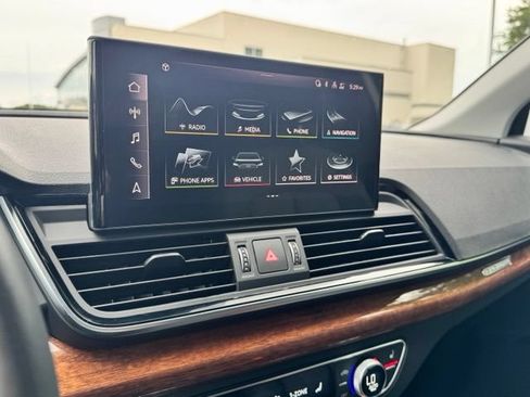 Certified 2023 Audi Q5 2.0T Premium w/ Convenience Package AWD/4WD image 35
