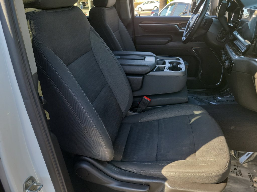 Used 2024 Chevrolet Silverado 2500 LT AWD/4WD image 16
