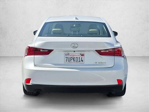 Used 2016 Lexus IS 200t RWD image 7