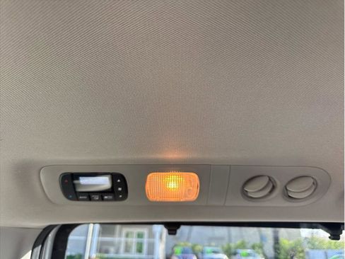 Used 2017 Honda Odyssey EX-L image 21