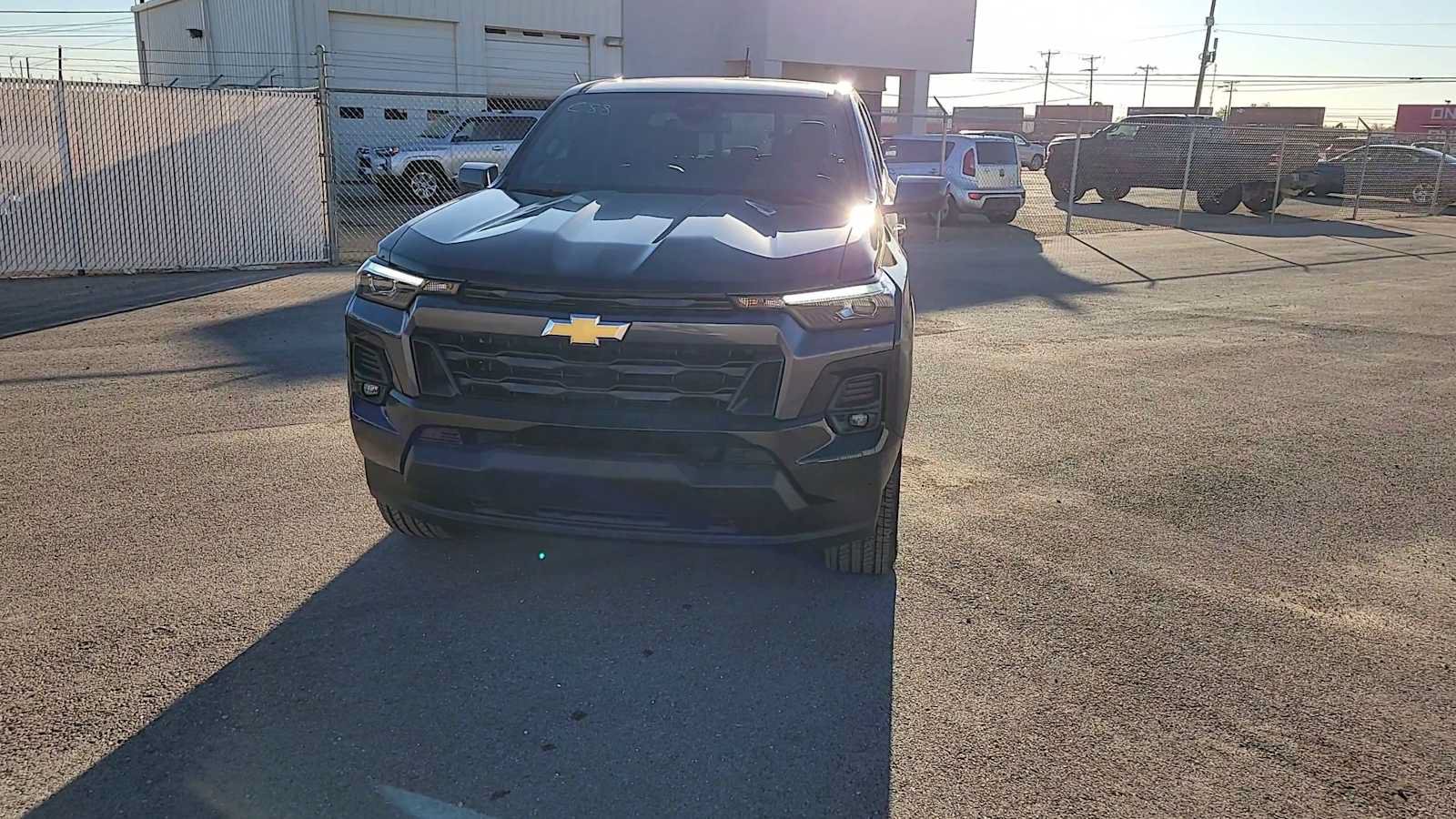 New 2026 Chevrolet Colorado LT w/ LT Convenience Package AWD/4WD image 3