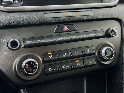 Certified 2022 Kia Sportage LX FWD image 22
