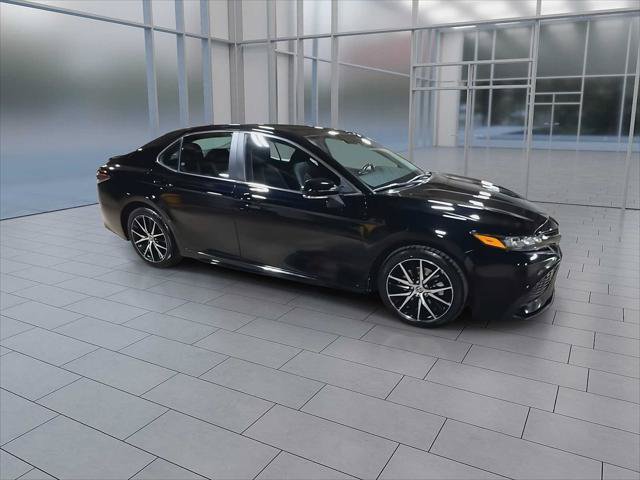 Certified 2023 Toyota Camry SE FWD image 2