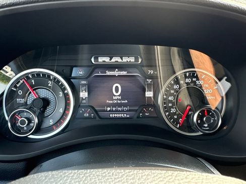 Used 2023 RAM 2500 Laramie AWD/4WD image 29