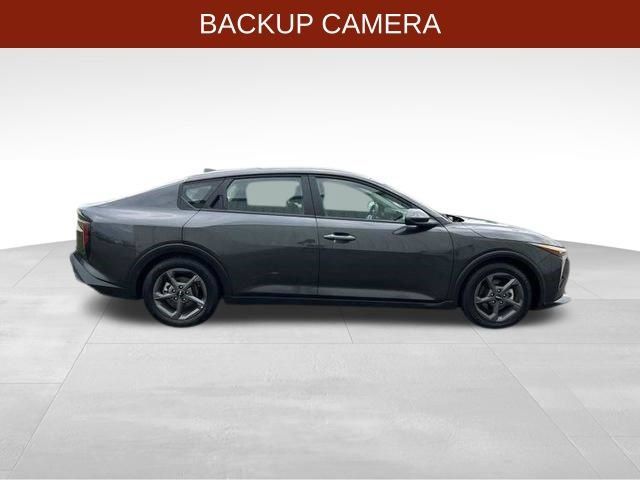 Used 2025 Kia K4 FWD image 8