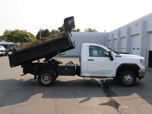 Used 2022 GMC Sierra 3500 Pro w/ Convenience Package AWD/4WD image 12
