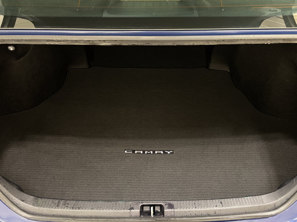 Used 2024 Toyota Camry SE FWD image 36