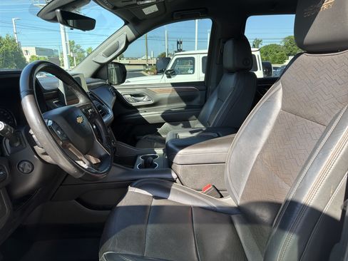Used 2021 Chevrolet Tahoe High Country AWD/4WD image 16