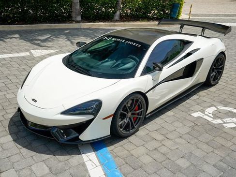 Used 2017 McLaren 570S Coupe RWD image 10