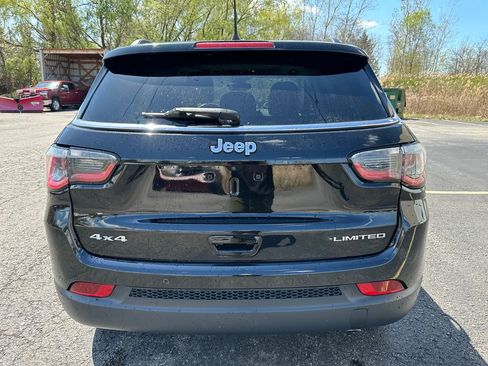Certified 2018 Jeep Compass Limited w/ Navigation Group AWD/4WD image 16