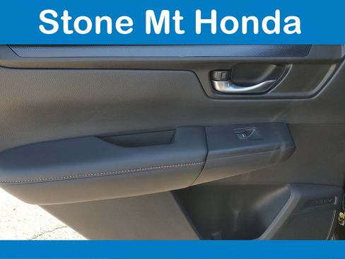 Used 2025 Honda CR-V Sport image 12