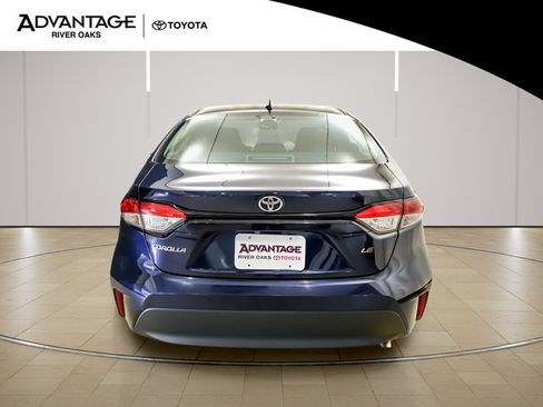 Used 2024 Toyota Corolla LE FWD image 6