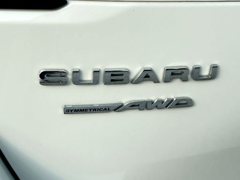 Used 2020 Subaru Outback Limited w/ Popular Package #2 AWD/4WD image 8
