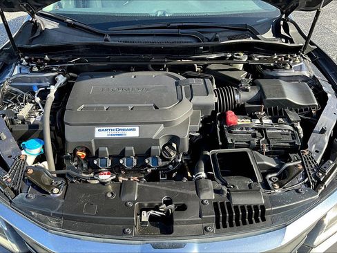 Used 2016 Honda Accord EX-L image 32