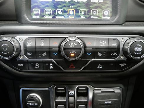 Used 2023 Jeep Wrangler Unlimited Sport w/ Sun And Sound Package AWD/4WD image 20