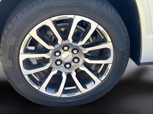 Used 2020 GMC Acadia Denali FWD image 34