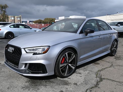 Used 2018 Audi RS 3 image 1
