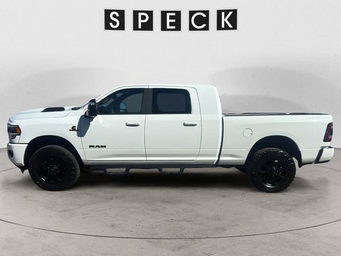 Used 2024 RAM 2500 Laramie w/ Night Edition AWD/4WD image 2