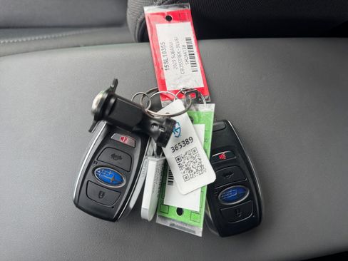 Certified 2025 Subaru Crosstrek 2.5i Premium image 38