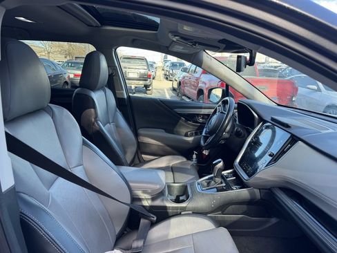 Used 2023 Subaru Outback Limited image 12
