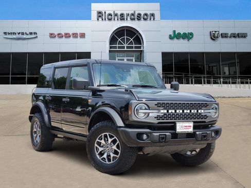 Used 2025 Ford Bronco Badlands AWD/4WD image 1