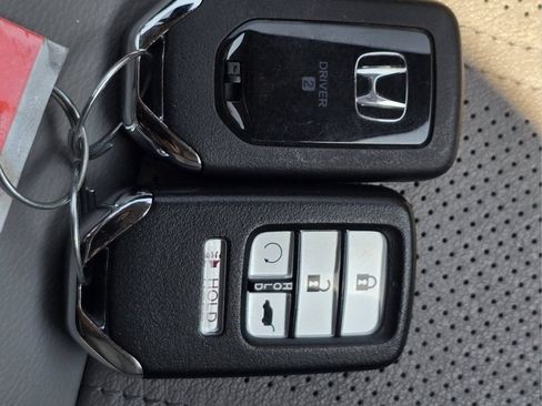 Certified 2021 Honda CR-V Touring image 36