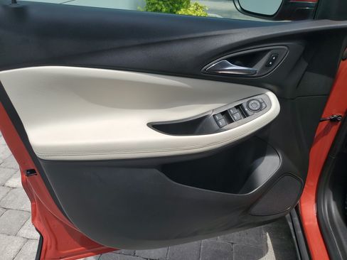 Used 2024 Buick Encore GX Preferred FWD image 17