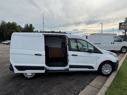 Used 2017 Ford Transit Connect XL FWD image 4
