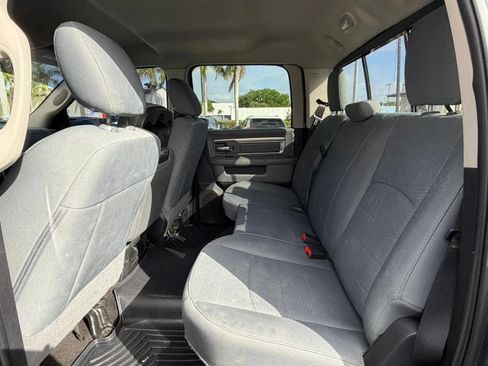 Used 2017 RAM 2500 SLT AWD/4WD image 4