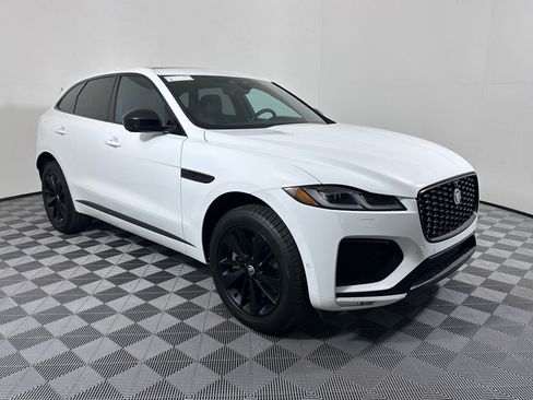 Used 2026 Jaguar F-PACE R-Dynamic S image 6