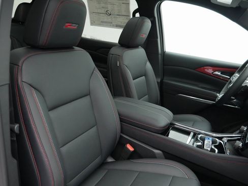 New 2026 Chevrolet Traverse Z71 w/ Enhanced Driving Package image 23