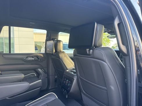 New 2026 GMC Yukon AT4 Ultimate AWD/4WD image 19