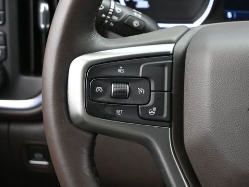 Used 2021 Chevrolet Silverado 1500 LT Trail Boss w/ Bed Protection Package AWD/4WD image 7