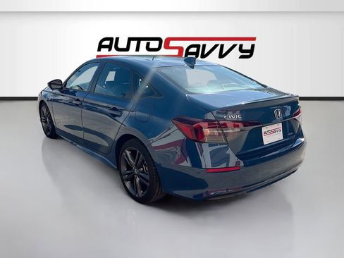 Used 2025 Honda Civic Sport image 5